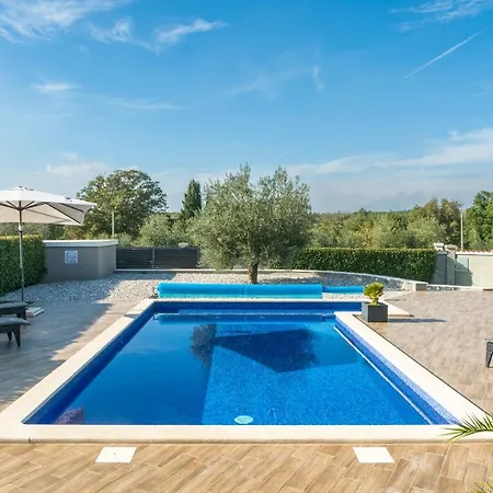 Villa Caerus