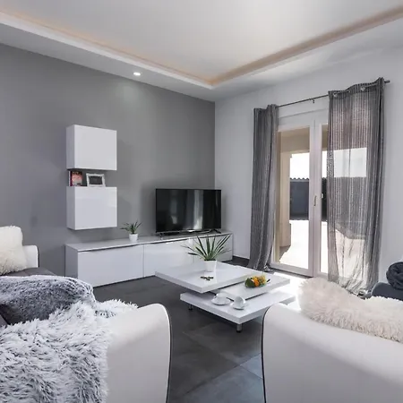 Villa Caerus *